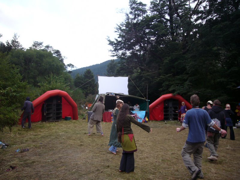Travel - New Zealand - Aliennation